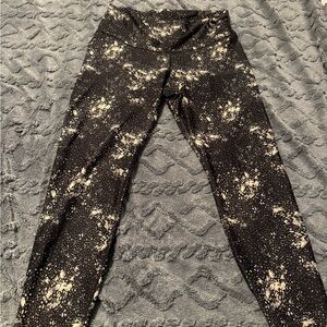 Old Navy Black and White Speckled Leggings